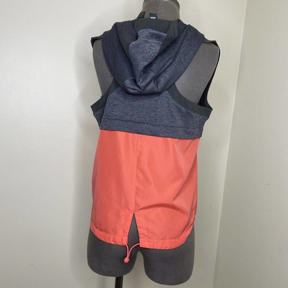 Adidas Womens Black Climaproof Wind Vest Zip Up Golf Running Hiking Small - Picture 6 of 9